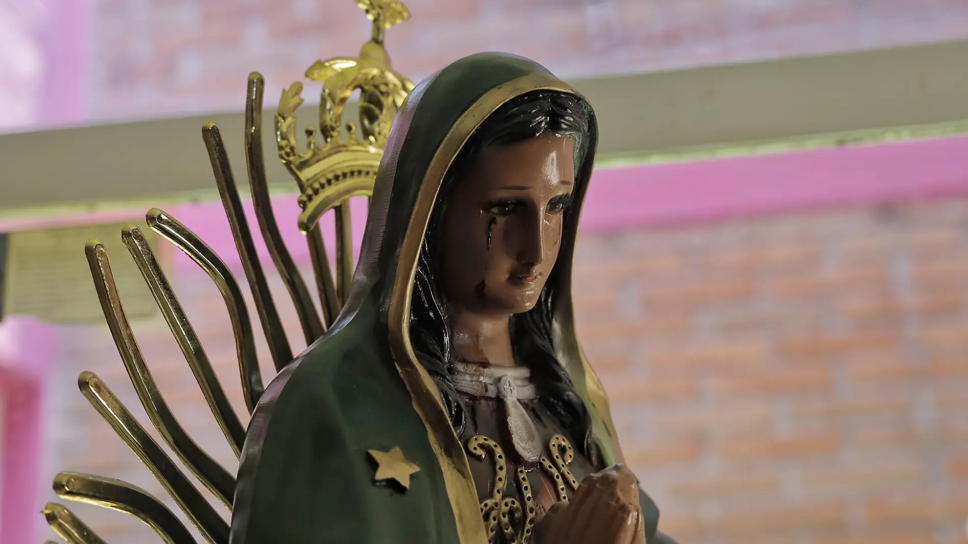 Virgen que llora sangre 4